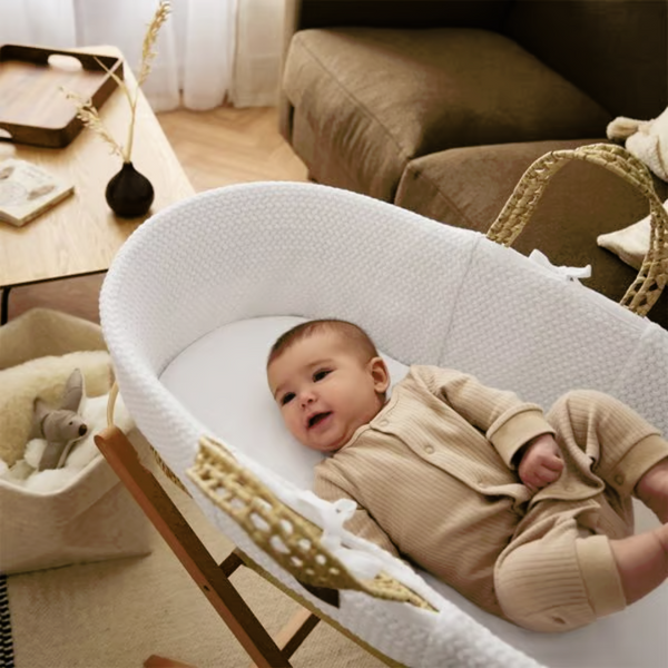 LGS Natural Wheat Knitted Moses Basket White