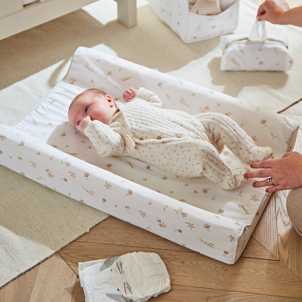 CuddleCo Wedge Changing Mat