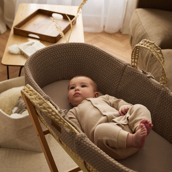 LGS Natural Wheat Knitted Moses Basket Cocoa