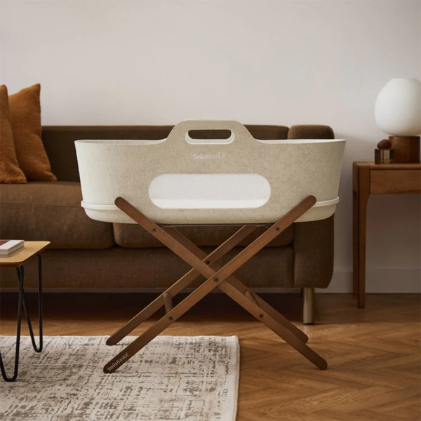 SnuzBaskit and Stand